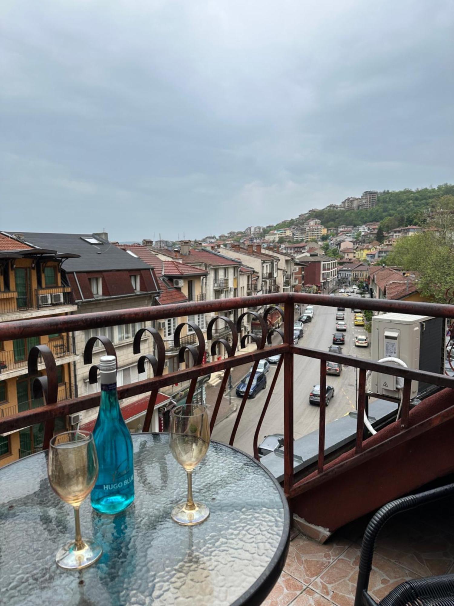 Victoria Hotel Rooms & Victoria Apartment Veliko Turnovo Bagian luar foto