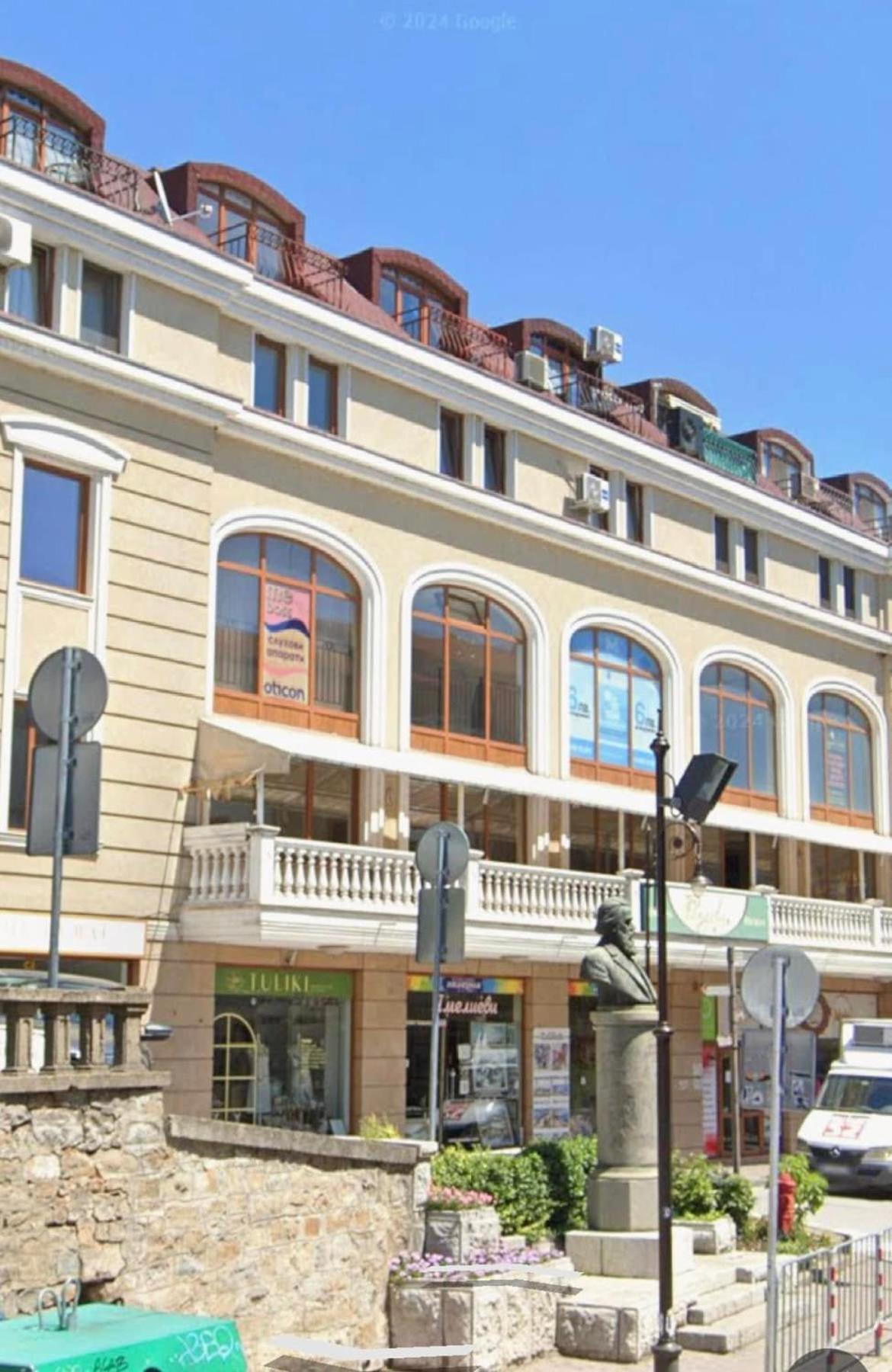 Victoria Hotel Rooms & Victoria Apartment Veliko Turnovo Bagian luar foto